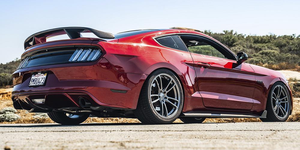 Ford Mustang American Racing AR941 Mach Five